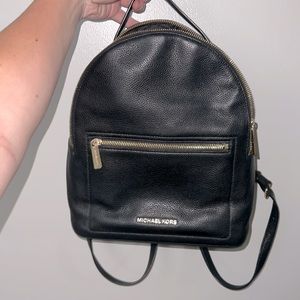 Beautiful Black Leather MICHAEL KORS Backpack🤩